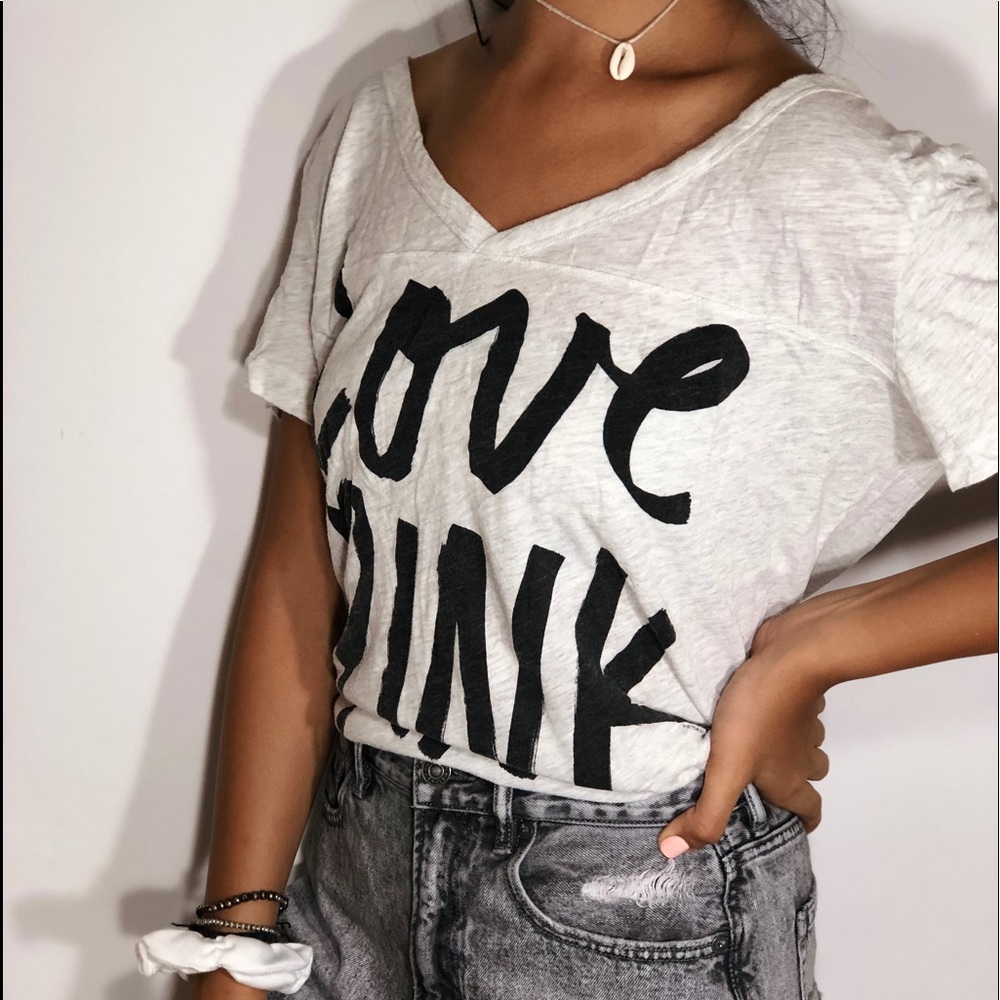 VICTORIAS SECRET. PINK grey graphic relaxed tee